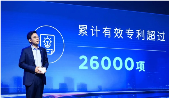 一锤定音2024中国车市盘点之八：在变革中突围，b体育官网破局前行
