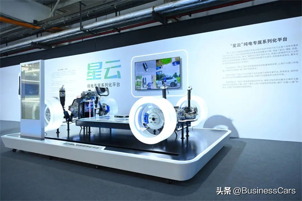 上汽牵手华为，为中国汽车市场打造美好灵魂与梦想