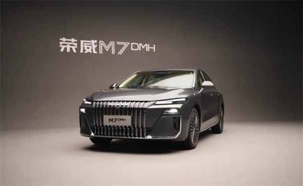 新产品矩阵加快推进“上汽方案”，全面深化改革显成效